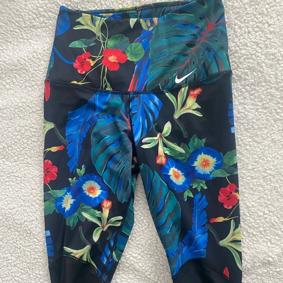 Nike Print & Mesh Legging - Picture 3 of 6